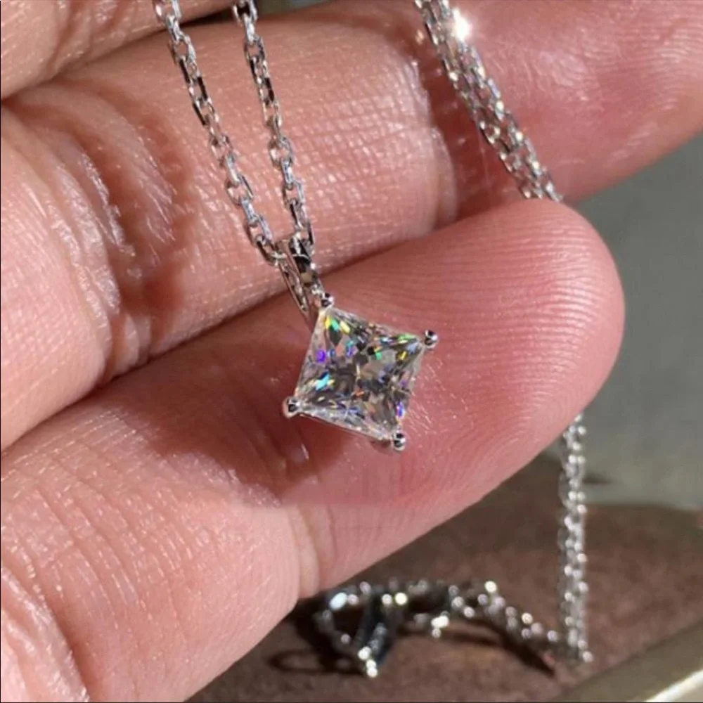 New 925 Silver 2ct Solitaire Diamond Necklace - Picture 1 of 5